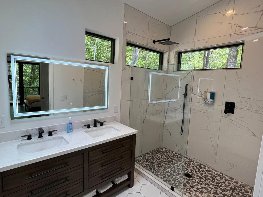 Modern Mountain Getaway With Hot Tub, Fire Pit Βίλα Sautee Nacoochee Εξωτερικό φωτογραφία